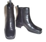 ECCO Short Leather Boots - 8 - BRAND NEW!