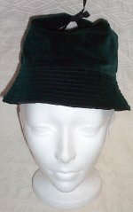 BABY GAP Velvet Hat - 12-24 mos