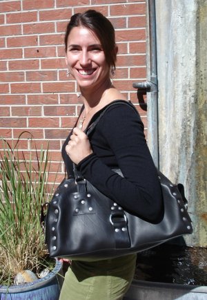 ENGLISH RETREADS The Beetle Fully Lined Repurposed & Recyled Tire Tube Handbag